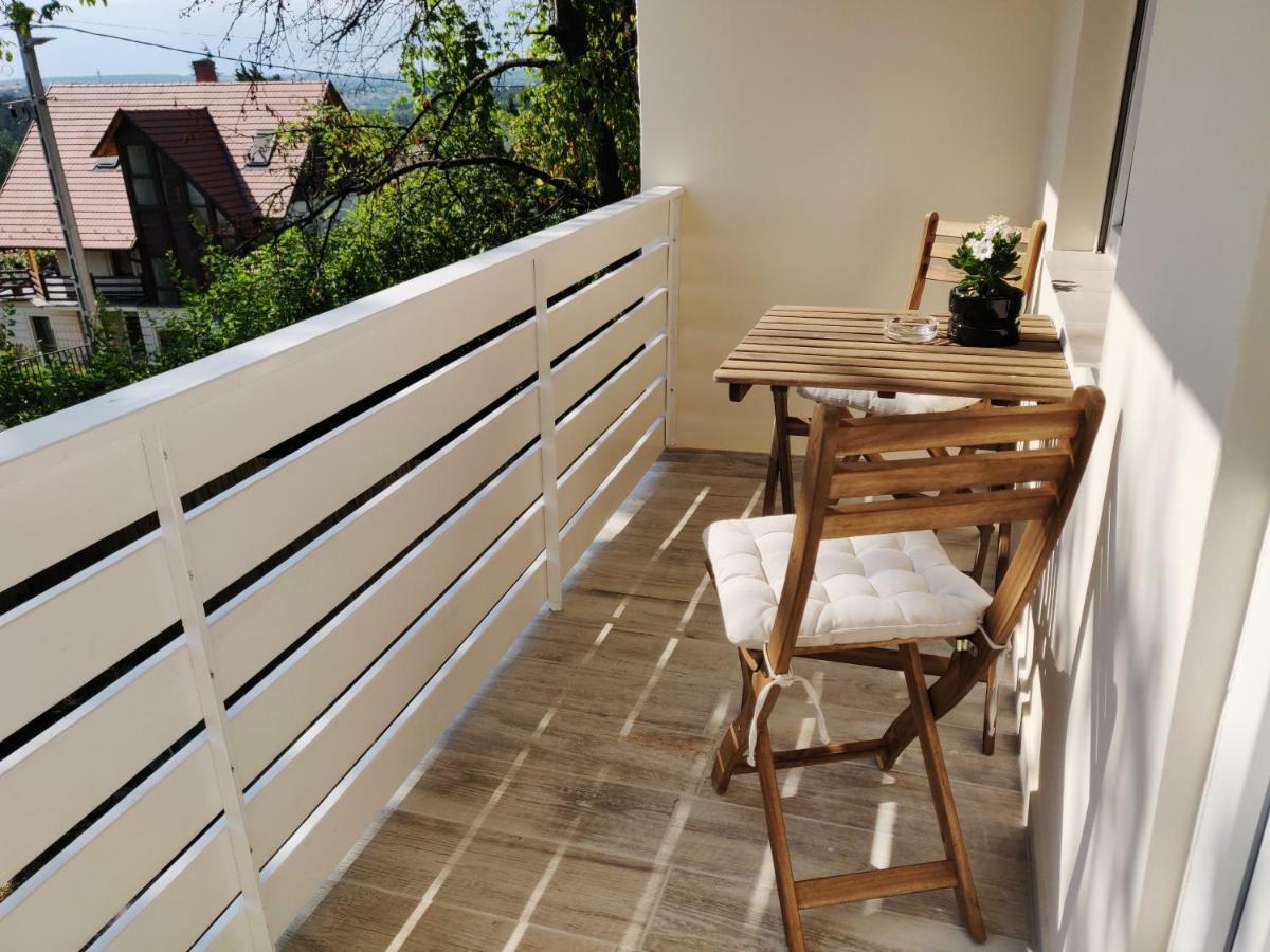 Eleven Apartman House Кестели Екстериор снимка