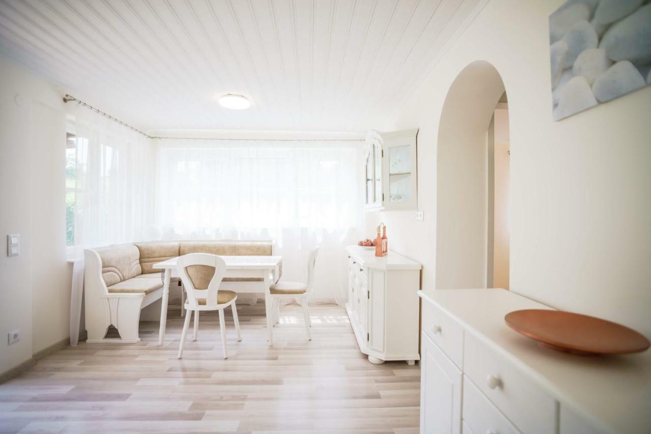 Eleven Apartman House Кестели Екстериор снимка