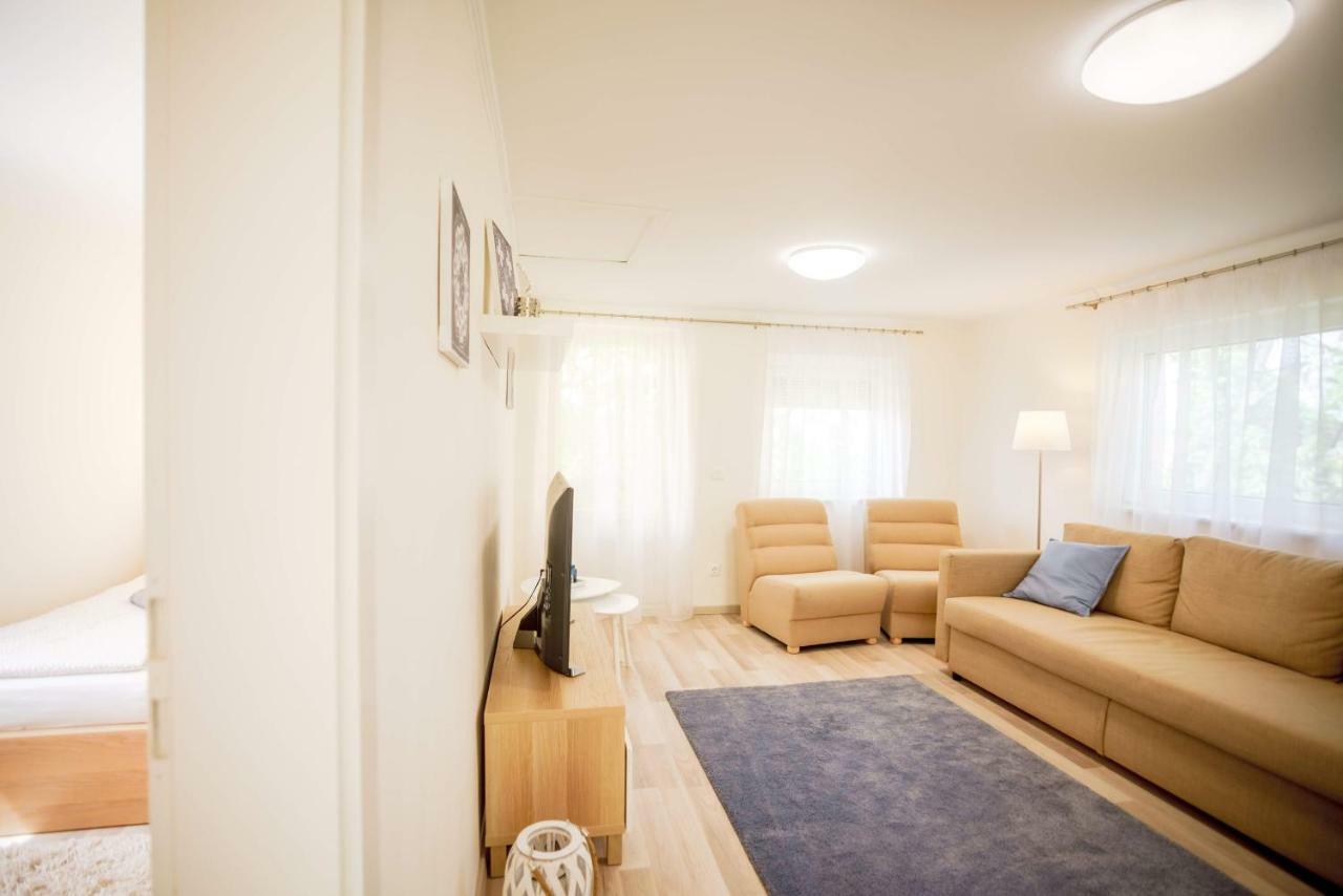 Eleven Apartman House Кестели Екстериор снимка